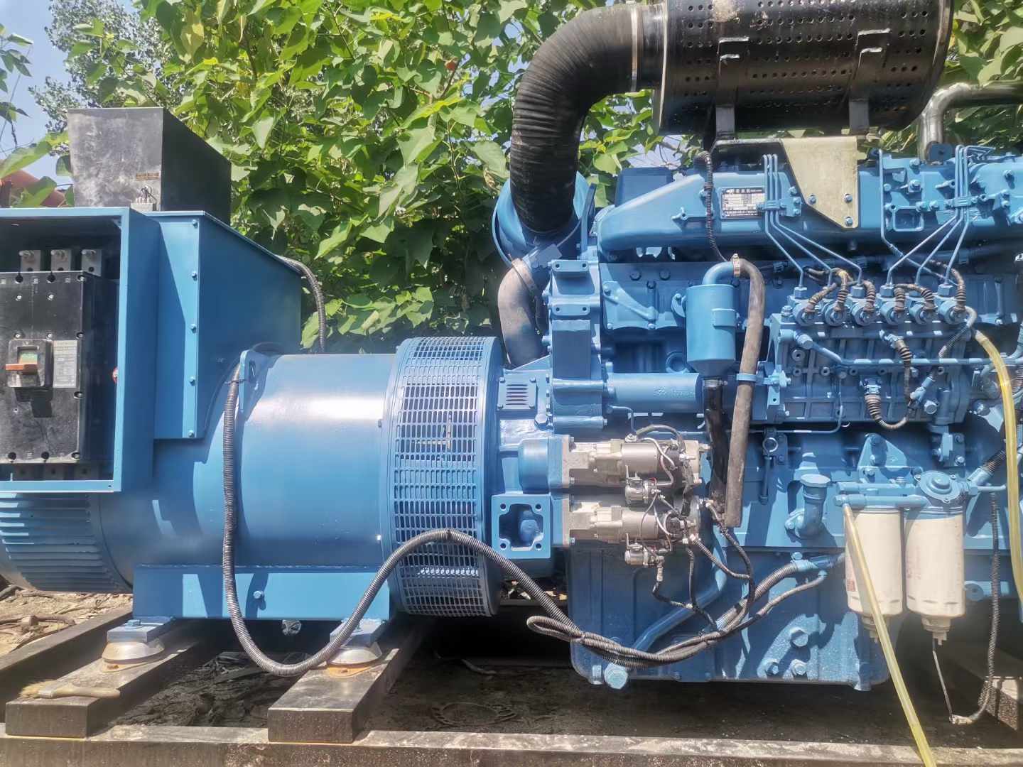 叙永详细说明降低 800kW 柴油发电机输出电流波动的方法